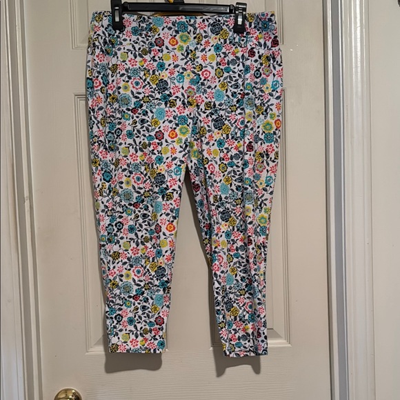 Capri Leggings - Picture 1 of 1